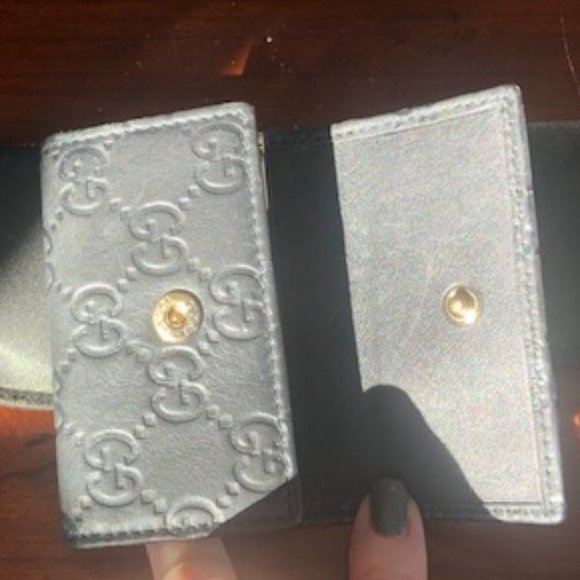 Leather Key Holder - Picture 4 of 8